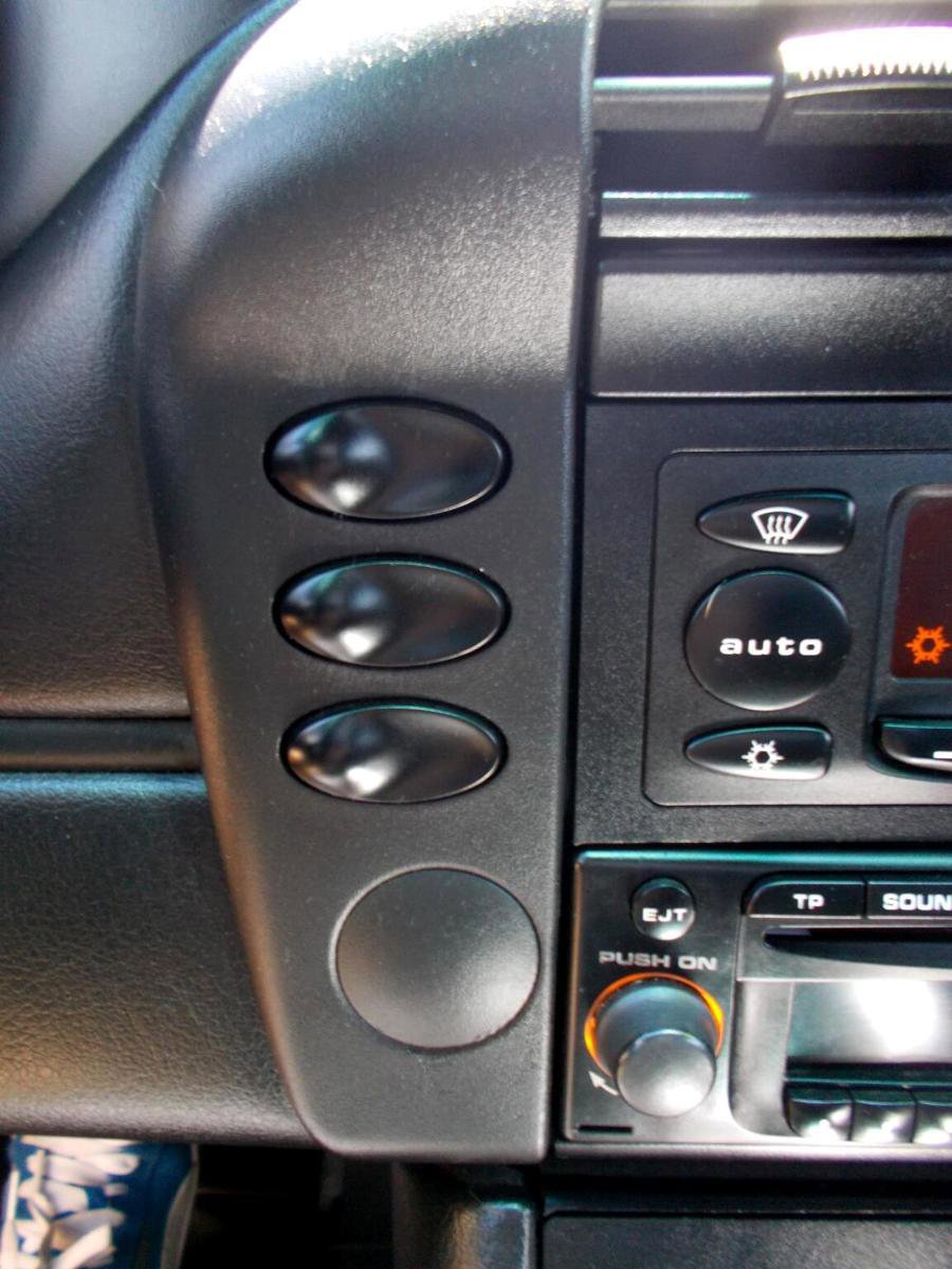 Used 2004 Porsche Boxster image 36