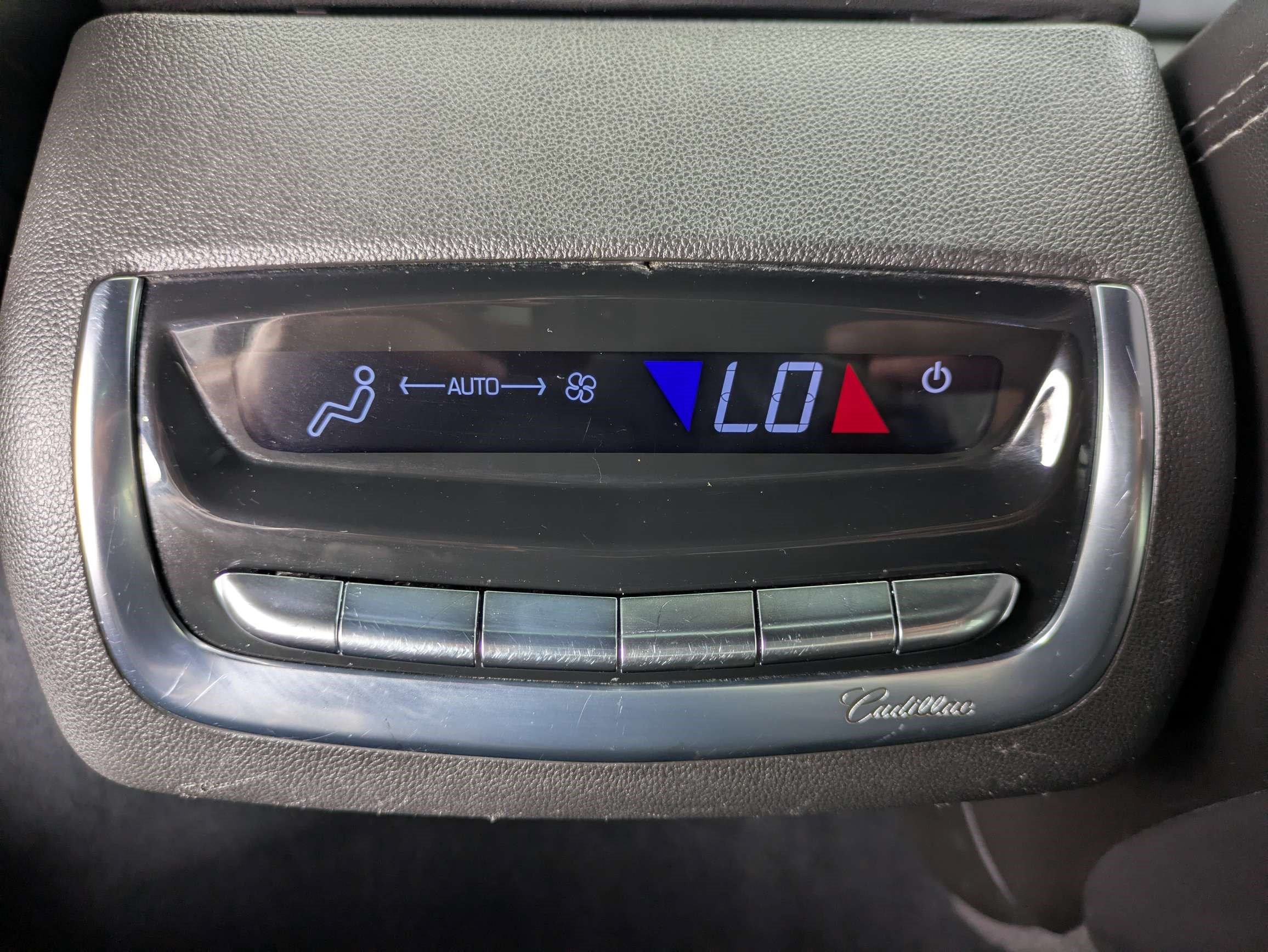 Used 2022 Cadillac XT6 Premium Luxury FWD image 20