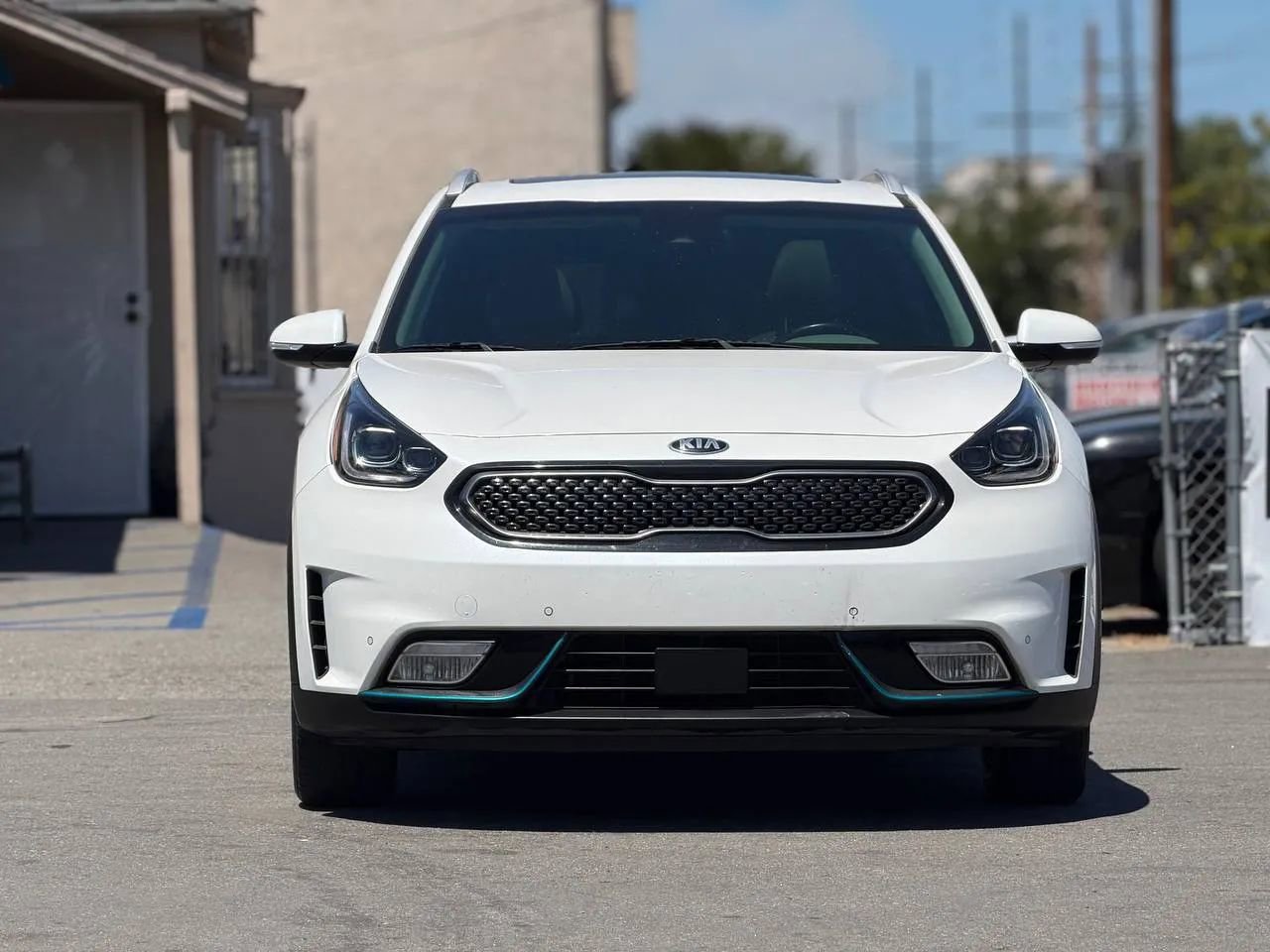 Used 2019 Kia Niro EX Premium w/ Sunroof Package FWD image 3