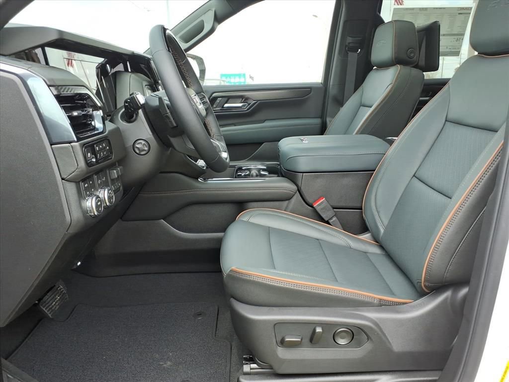 New 2026 GMC Yukon AT4 w/ AT4 Premium Plus Package image 12
