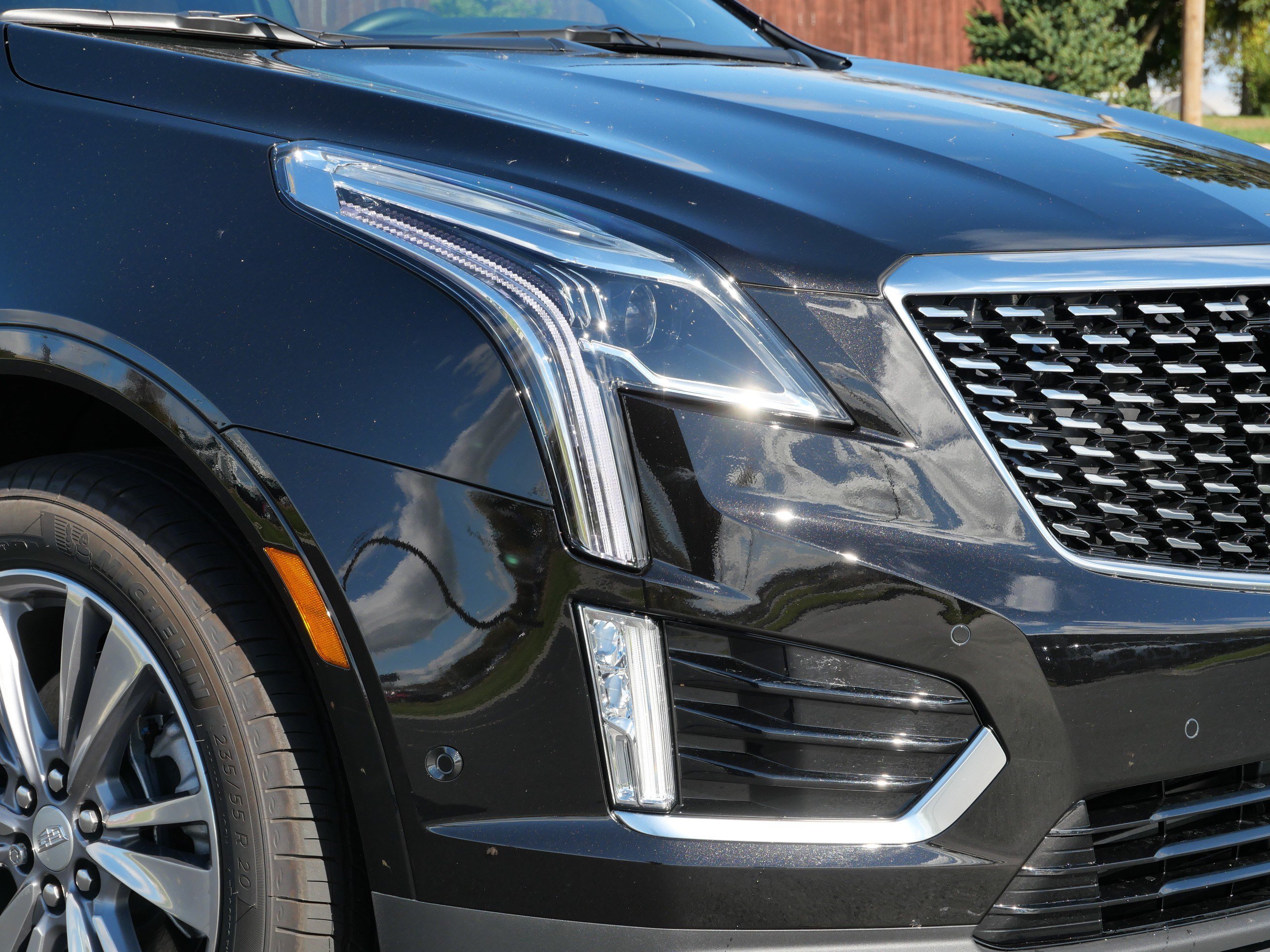 Used 2026 Cadillac XT5 Premium Luxury w/ LPO, Floor Liner Package AWD/4WD image 16
