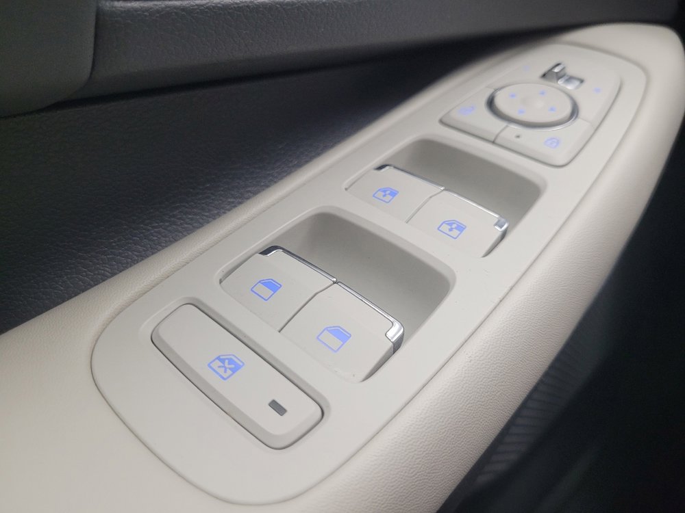 Used 2023 Hyundai Sonata SEL image 27