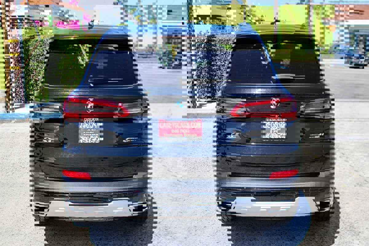 Used 2020 BMW X5 xDrive40i w/ Premium Package image 4