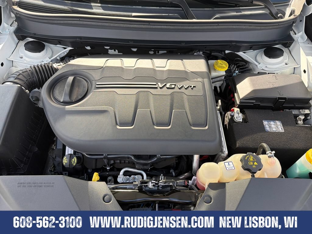 Used 2022 Jeep Cherokee Trailhawk AWD/4WD image 21