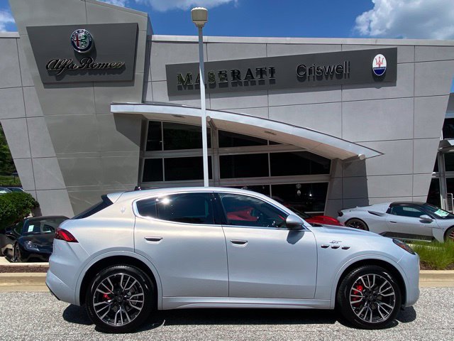Used 2024 Maserati Grecale GT AWD/4WD image 4