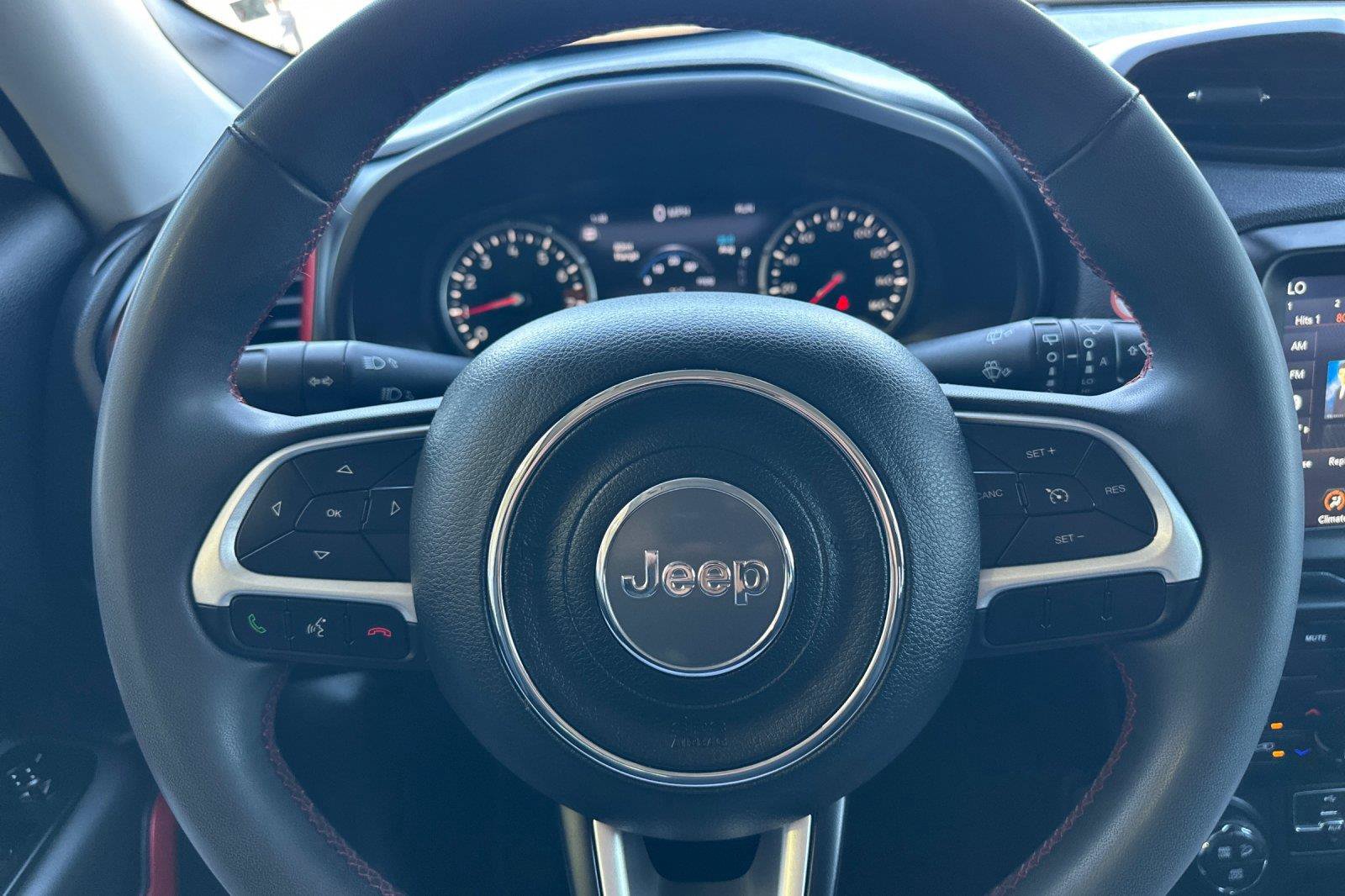 Certified 2023 Jeep Renegade Trailhawk AWD/4WD image 24