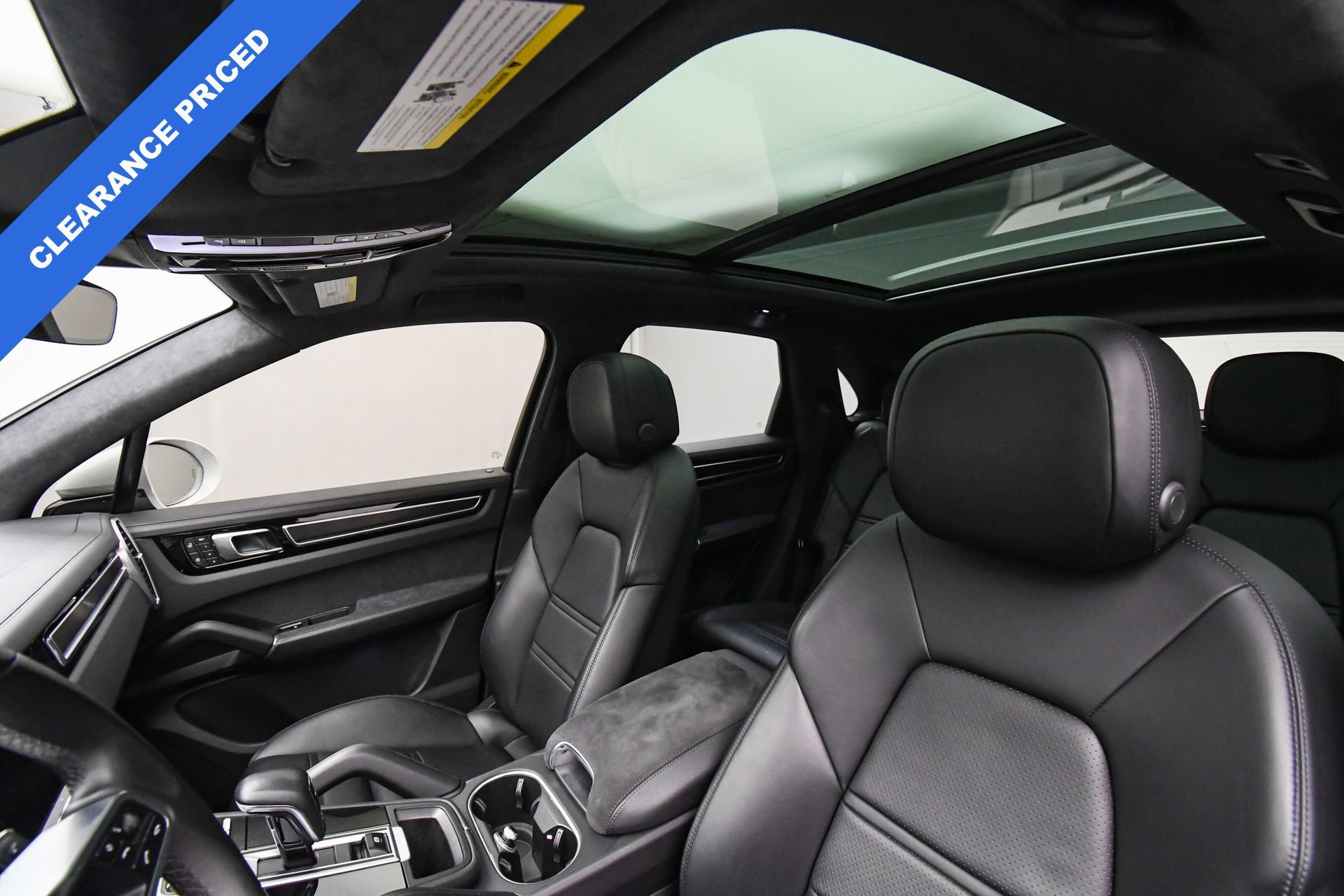 Used 2023 Porsche Cayenne GTS image 50