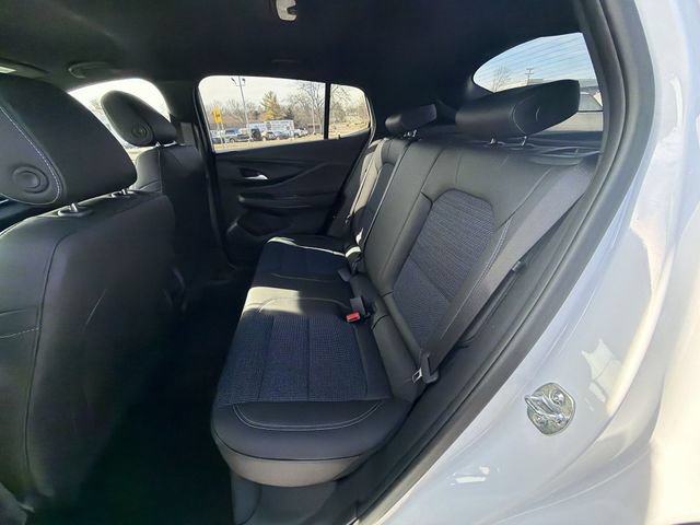 New 2026 Buick Envista Preferred FWD image 18