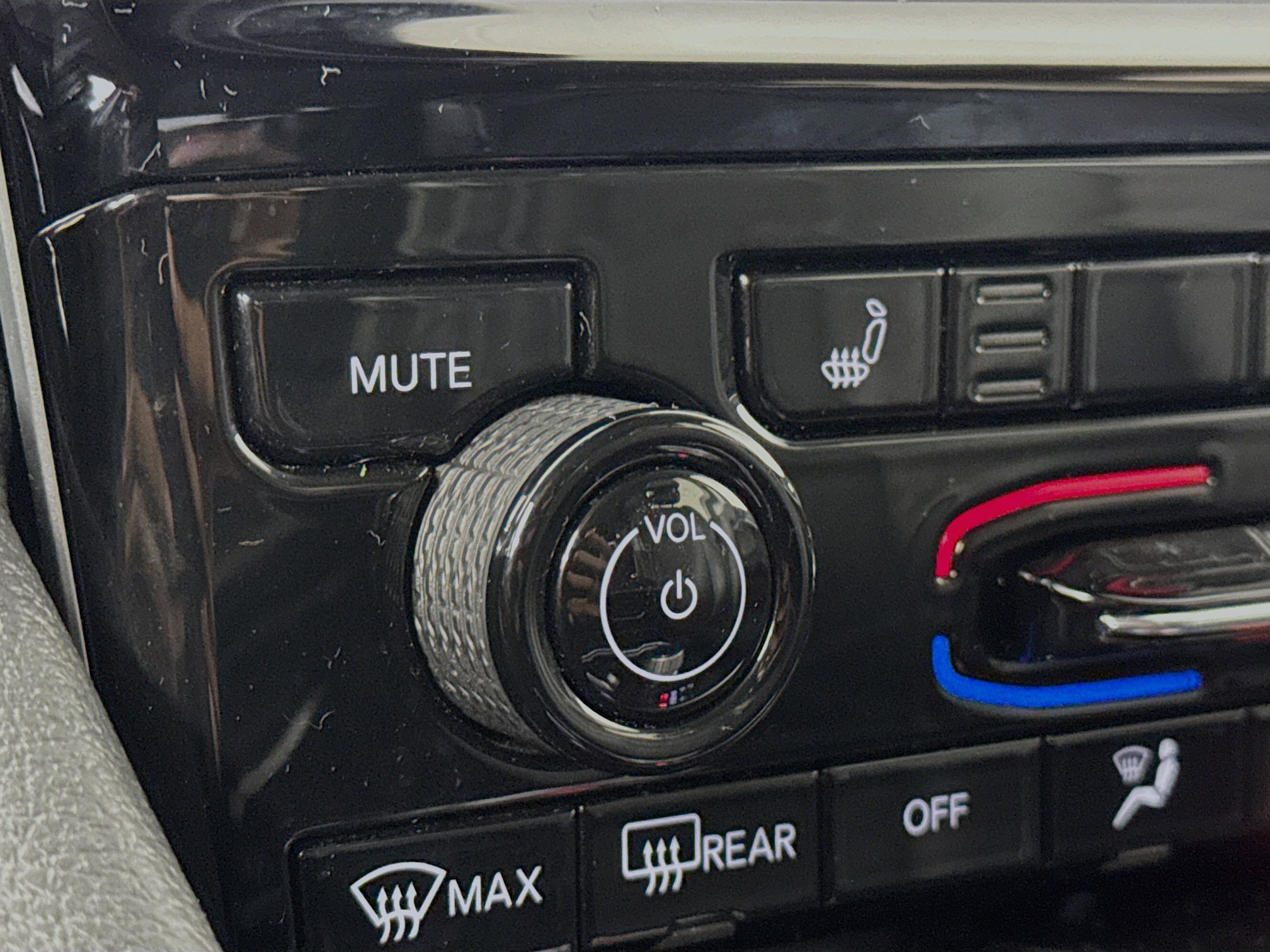 Used 2022 Jeep Grand Cherokee L Limited image 21