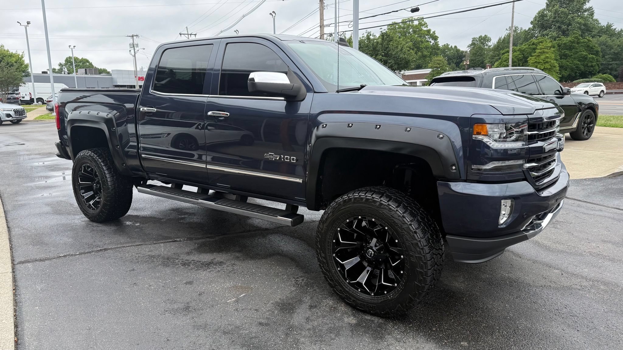 Used 2018 Chevrolet Silverado 1500 LTZ Z71 w/ Centennial Edition AWD/4WD image 9