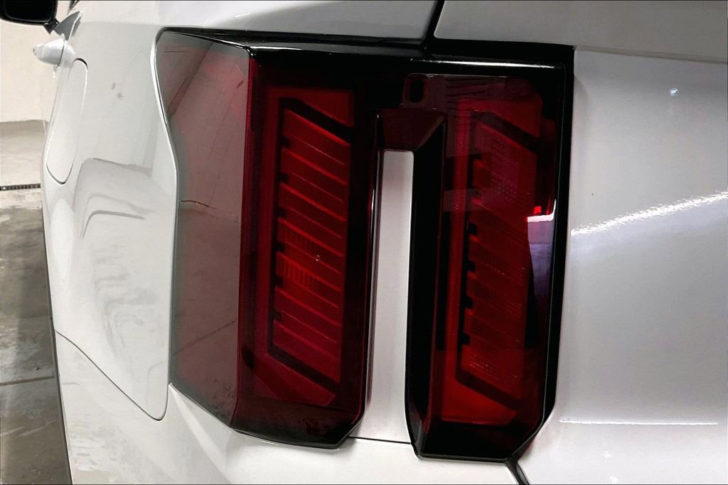 Used 2024 Kia Sorento LX FWD image 39