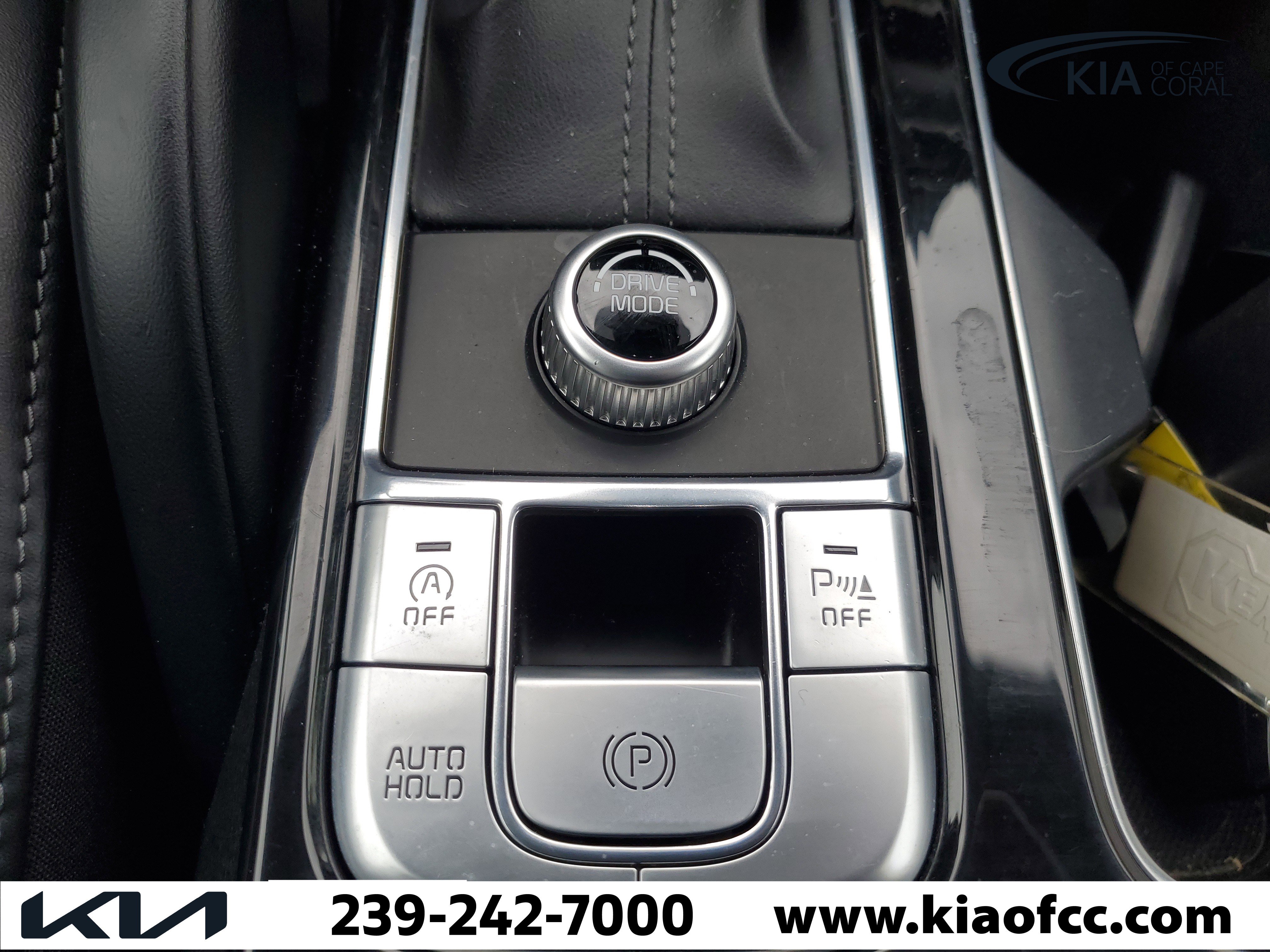 Used 2020 Kia Telluride S w/ S 8 Passenger Seating Package FWD image 23