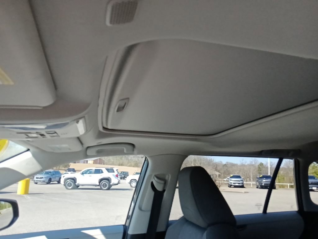 Used 2024 Toyota RAV4 XLE w/ Convenience Package image 13