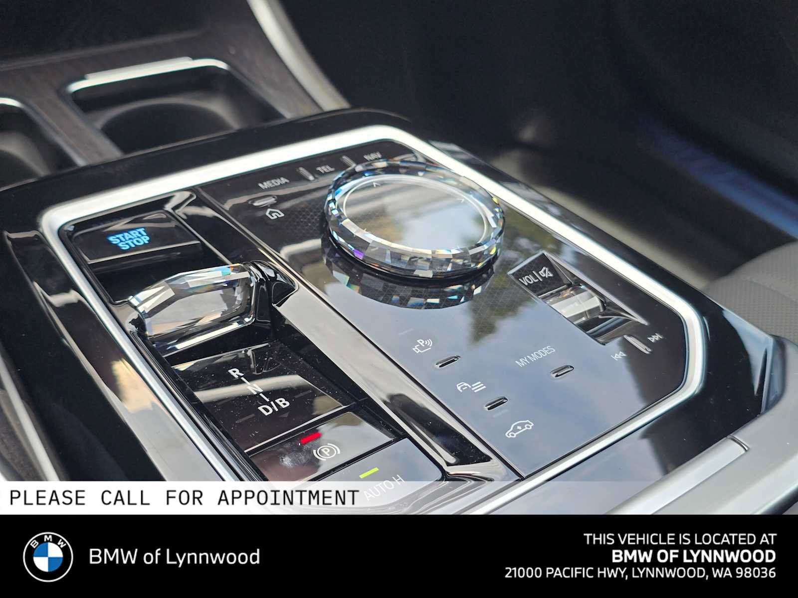 New 2026 BMW i7 xDrive60 AWD/4WD image 28