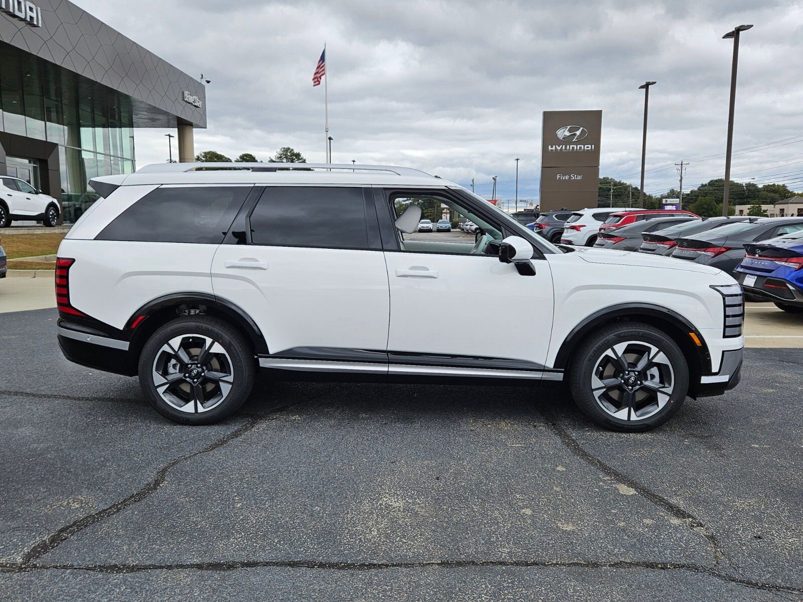 New 2026 Hyundai Palisade Limited image 13