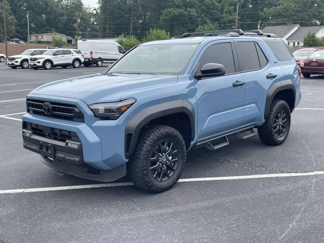 Used 2025 Toyota 4Runner SR5 AWD/4WD image 7