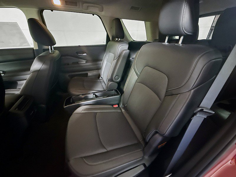 New 2026 Nissan Pathfinder SL w/ SL Premium Package AWD/4WD image 23