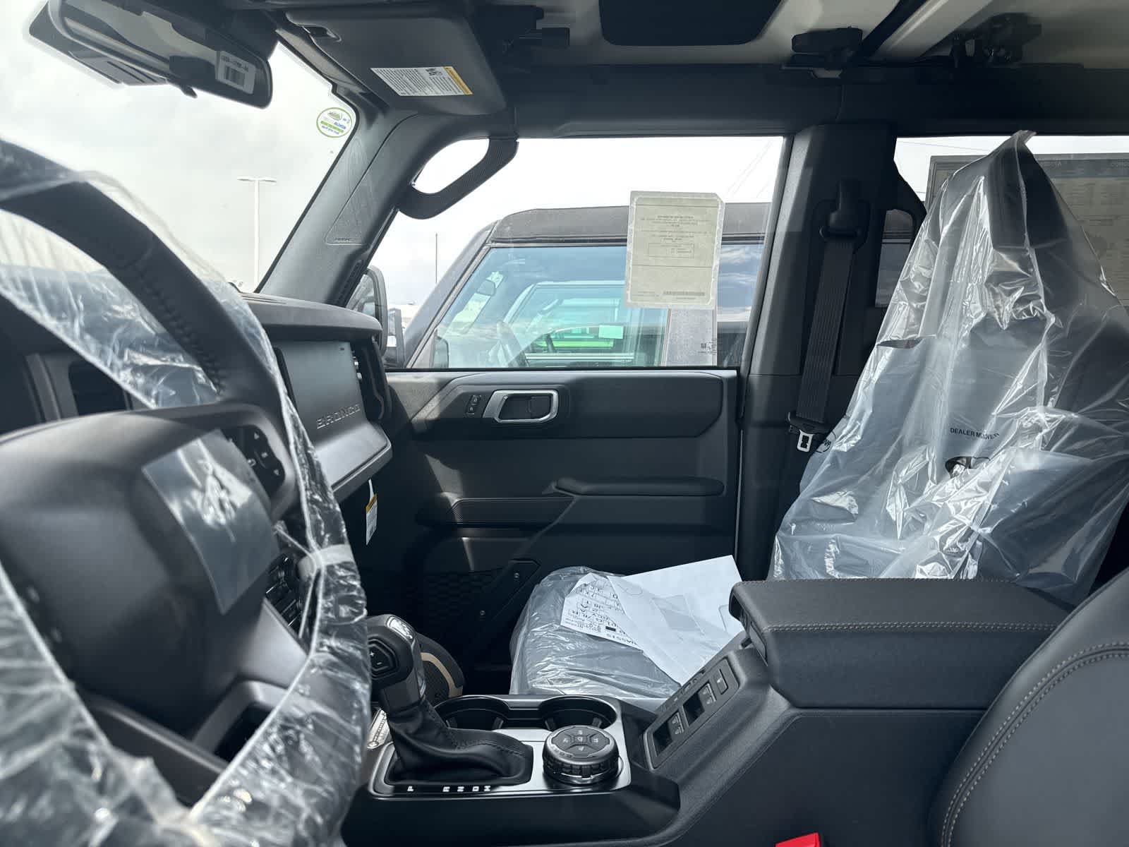 New 2026 Ford Bronco Badlands AWD/4WD image 31