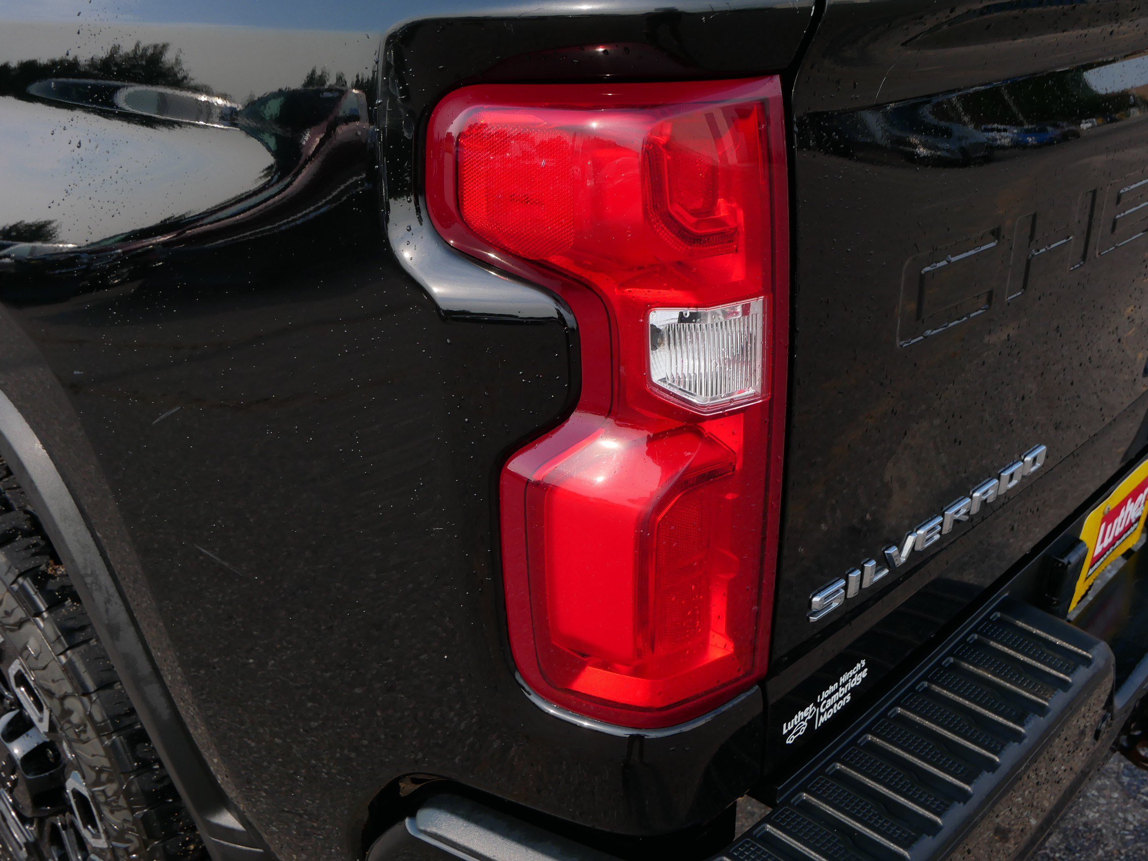 Used 2022 Chevrolet Silverado 3500 High Country w/ Safety Package II AWD/4WD image 18