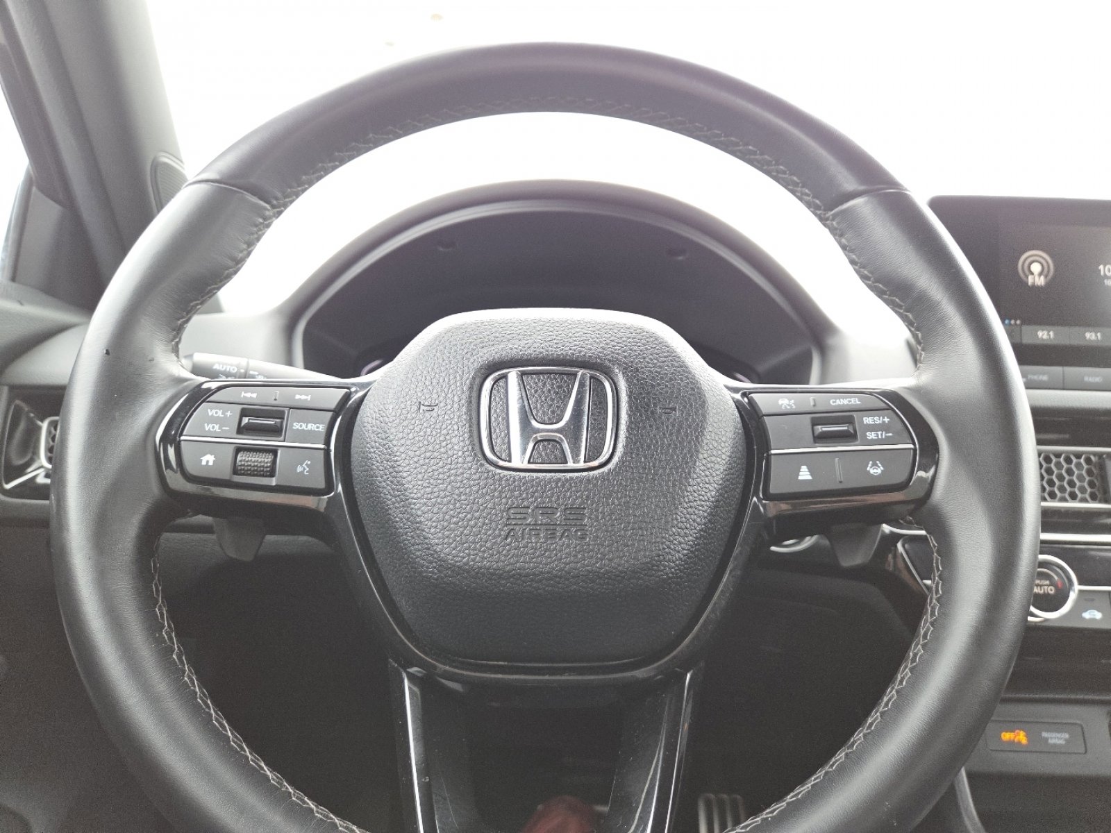 Used 2024 Honda Civic Sport image 25