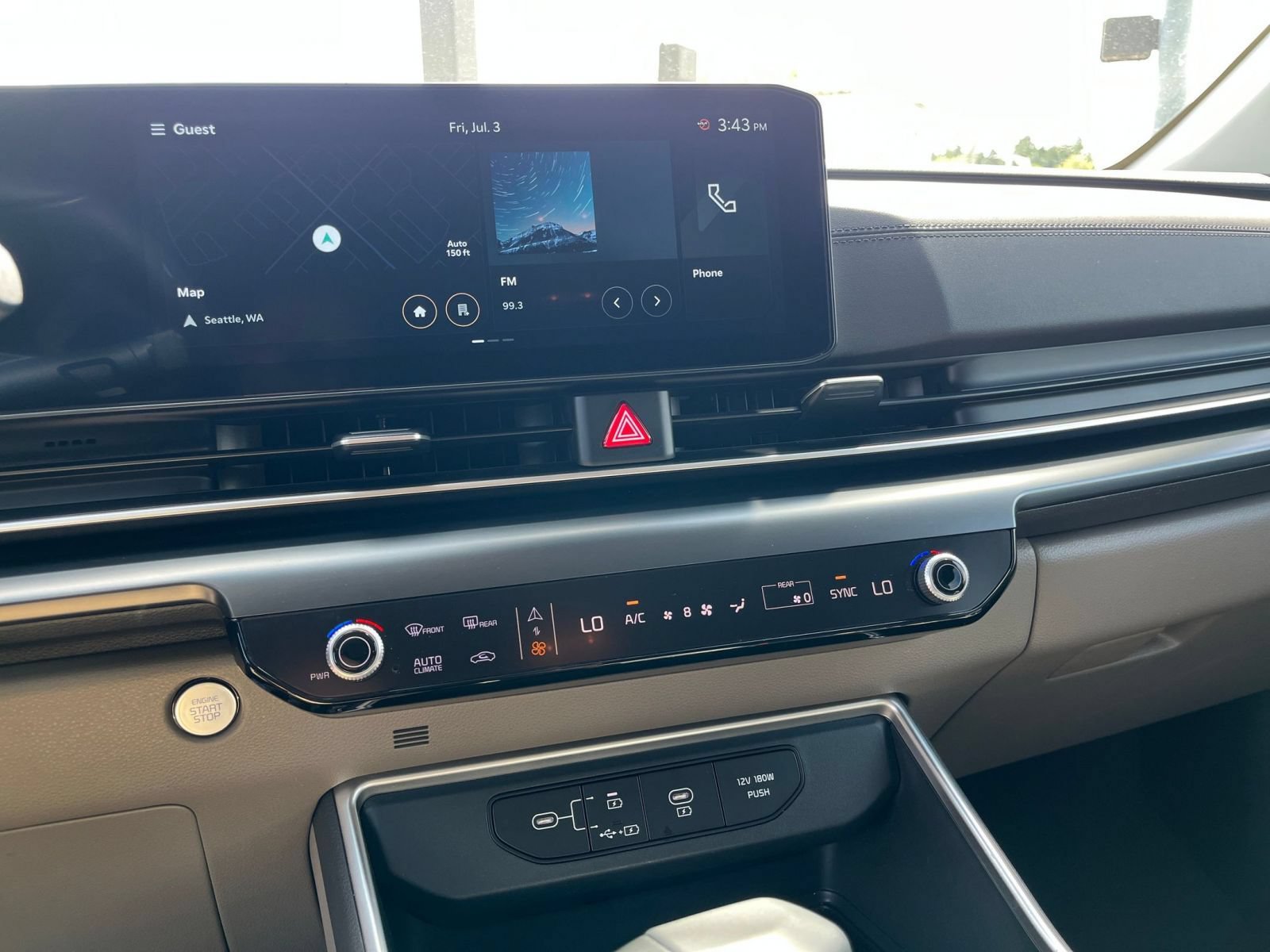 Used 2026 Kia Carnival FWD image 21