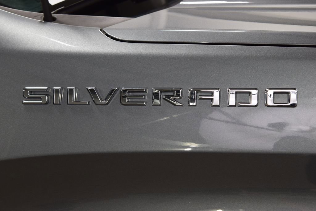 Used 2022 Chevrolet Silverado 1500 Custom w/ Safety Confidence Package AWD/4WD image 16