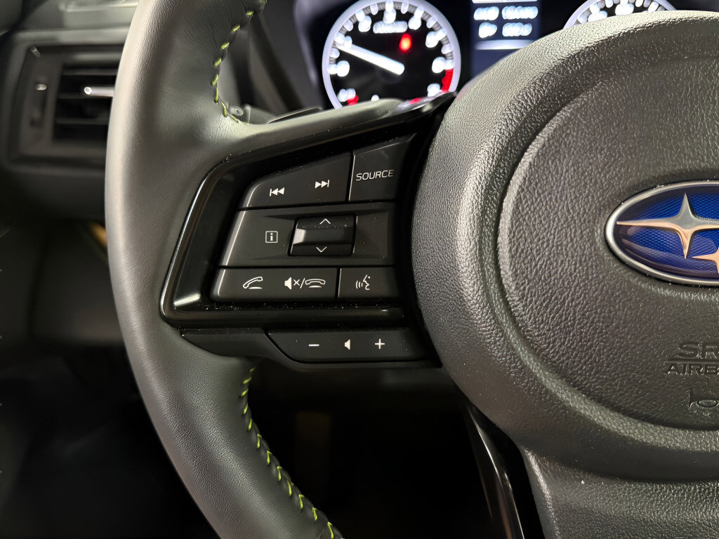 Used 2025 Subaru Ascent Bronze Edition image 13