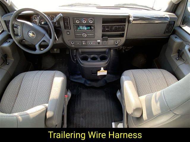 New 2024 Chevrolet Express 3500 w/ Power Convenience Package image 28