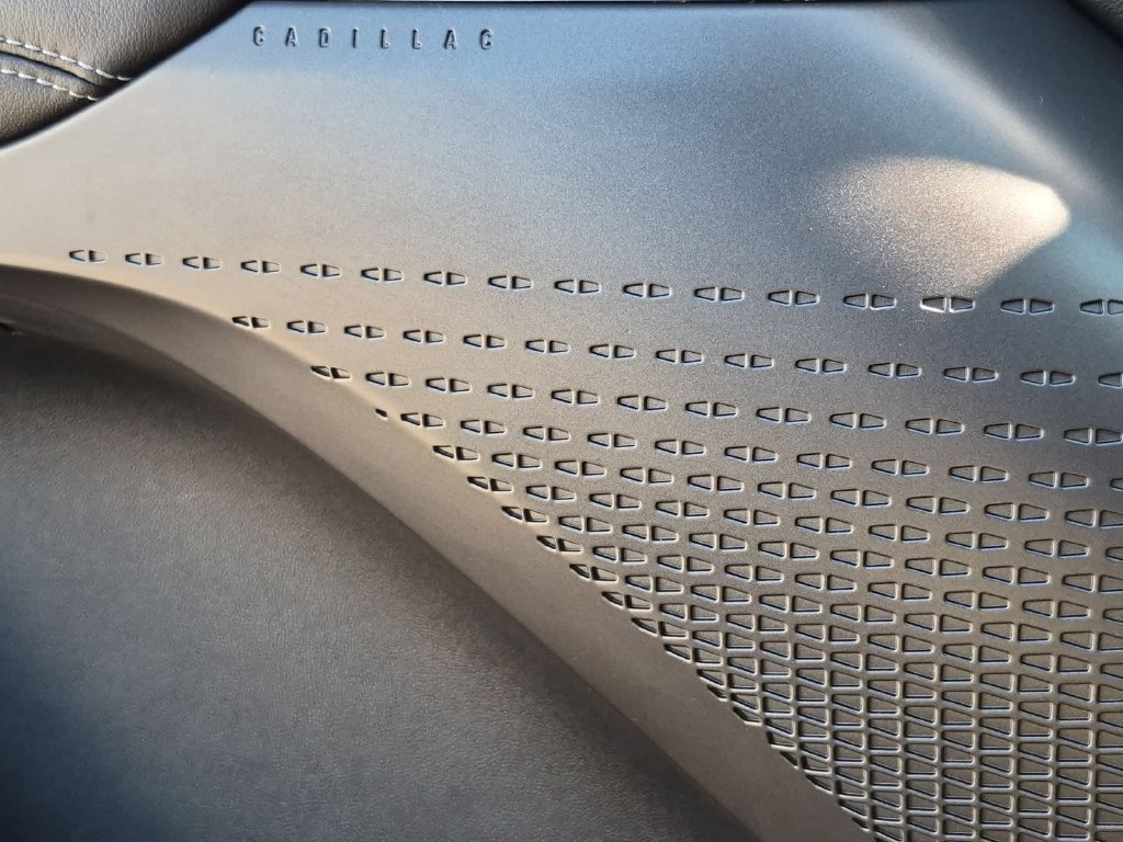 Certified 2024 Cadillac Lyriq Tech RWD image 17