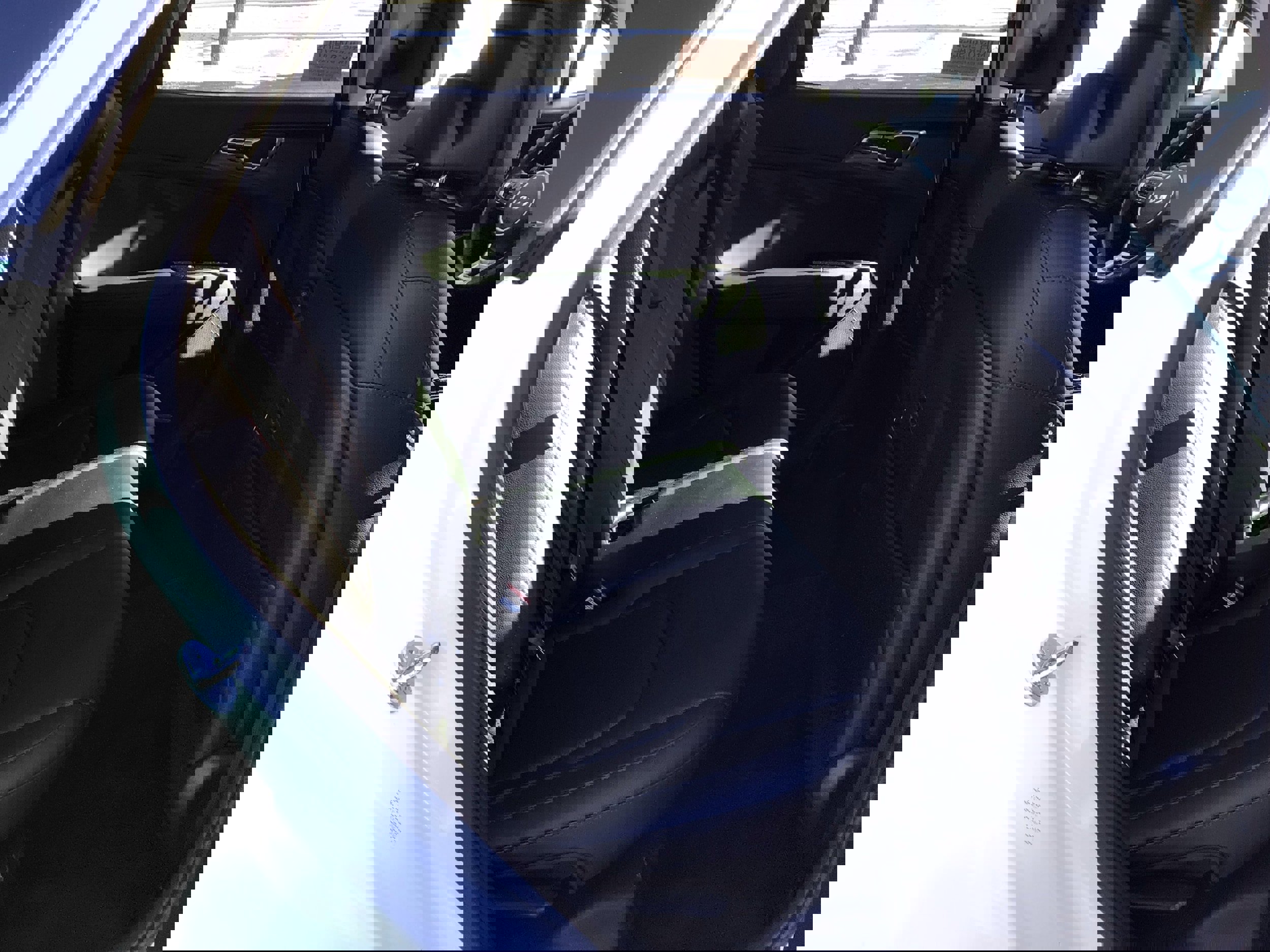 Used 2025 Kia Sportage EX image 26