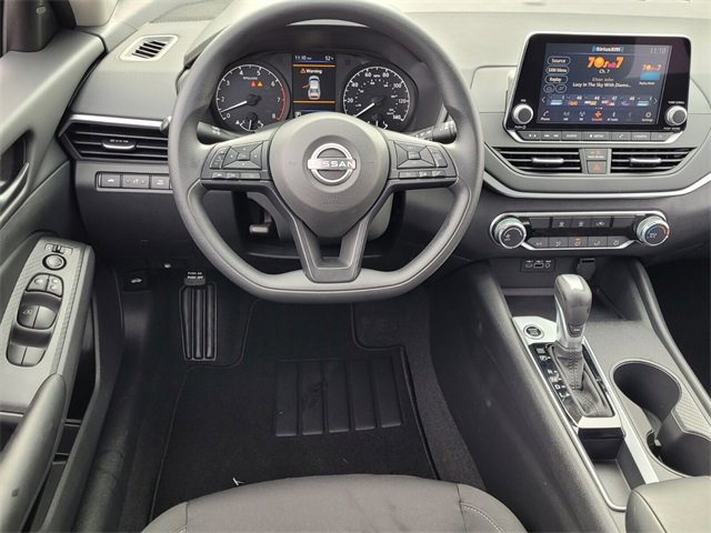 Certified 2025 Nissan Altima 2.5 S image 7