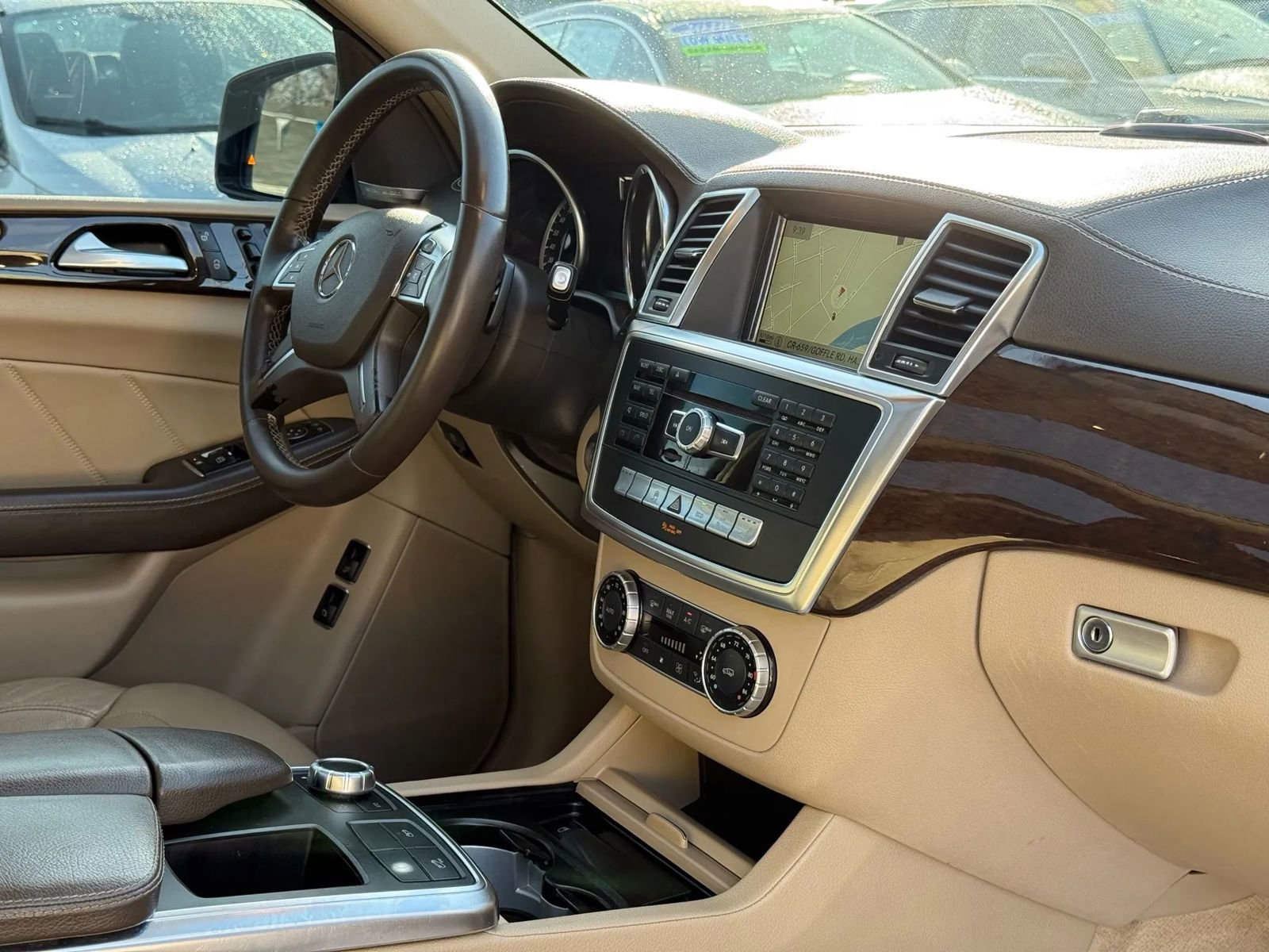 Used 2015 Mercedes-Benz GL 450 4MATIC image 50