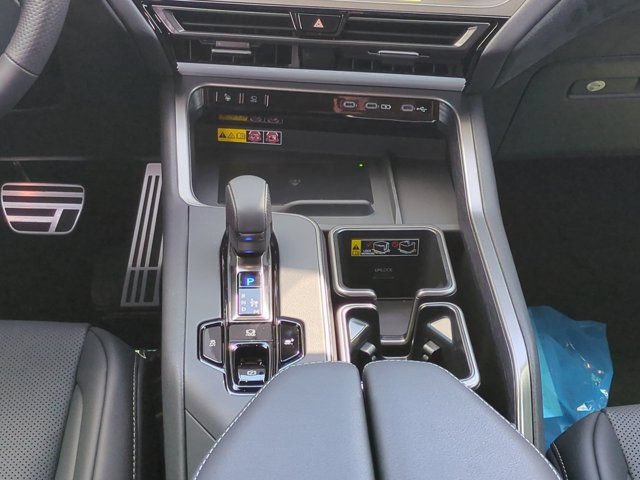 New 2026 Lexus TX 500h AWD w/ Technology Package image 18
