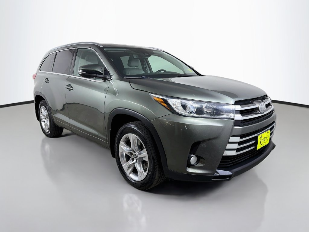 Used 2018 Toyota Highlander Limited AWD/4WD image 4
