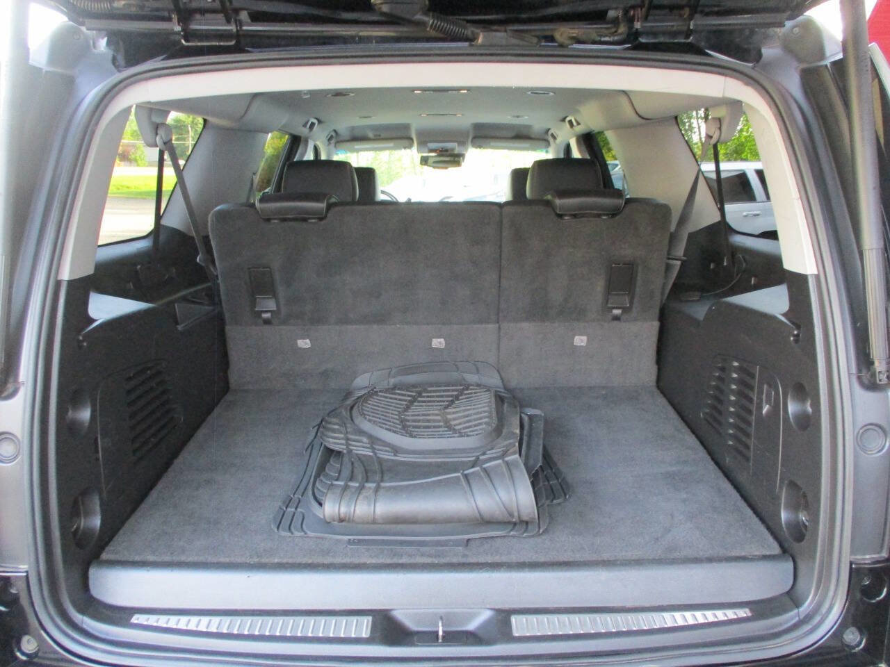 Used 2015 Chevrolet Suburban LT image 20