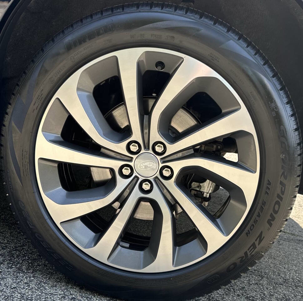 Used 2023 Land Rover Discovery Sport S R-Dynamic image 10