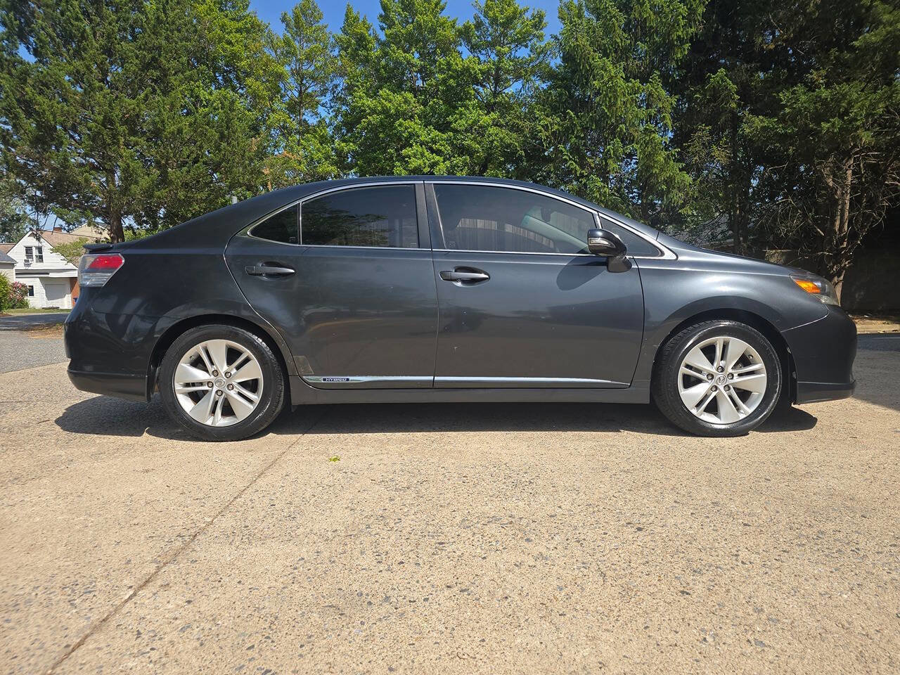 Used 2010 Lexus HS 250h FWD image 2