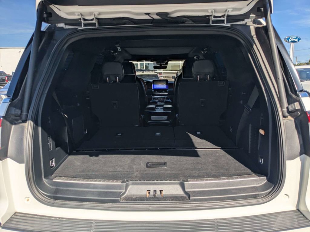 Used 2020 Lincoln Navigator Reserve w/ Equipment Group 208A Reserve AWD/4WD image 11