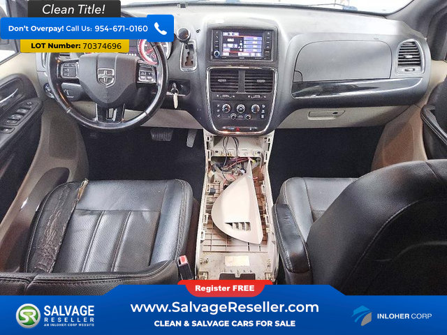 Used 2019 Dodge Grand Caravan SXT FWD image 11
