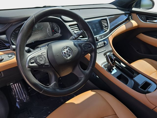 Used 2017 Buick LaCrosse Essence FWD image 18