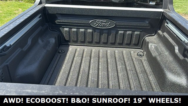 New 2025 Ford Maverick Lobo image 32