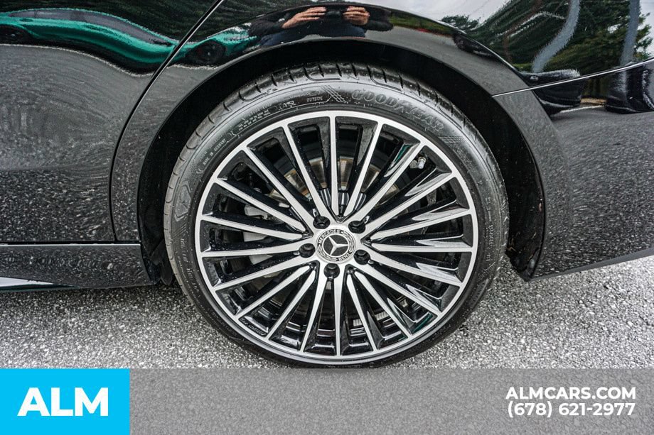 Used 2024 Mercedes-Benz C 300 Sedan w/ AMG Line w/ Night Package image 16