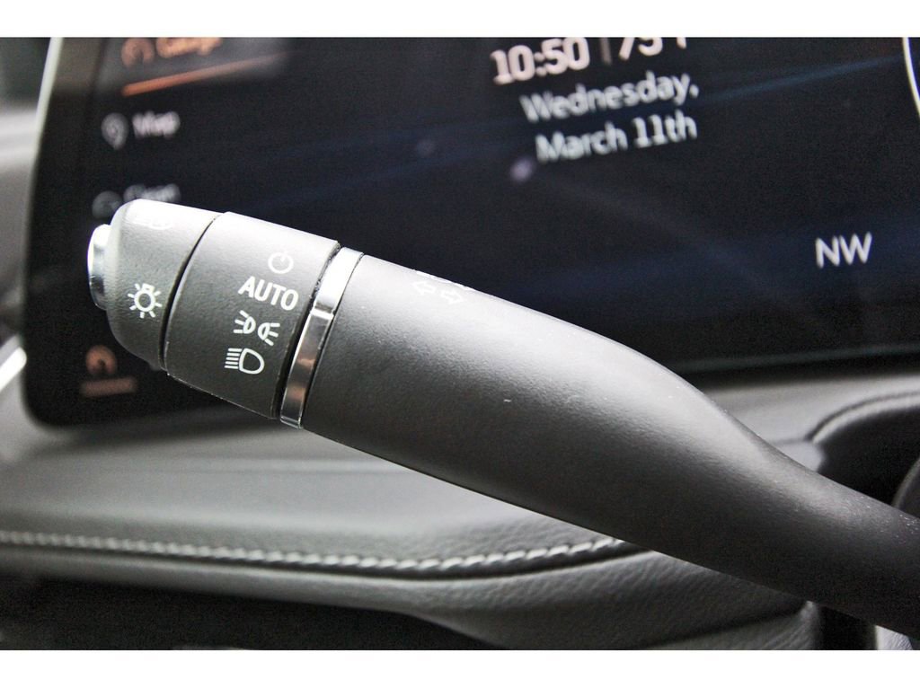 Used 2024 Cadillac XT4 Premium Luxury w/ Active Safety Package image 17