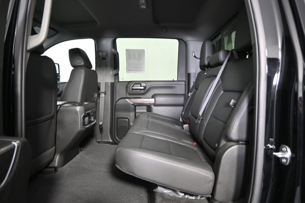 Used 2023 Chevrolet Silverado 2500 LTZ w/ LTZ Plus Package image 18