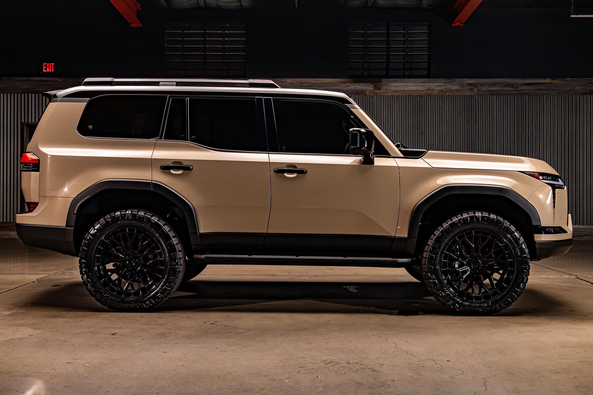 Used 2026 Lexus GX 550 w/ Accessory Package (CT) image 11