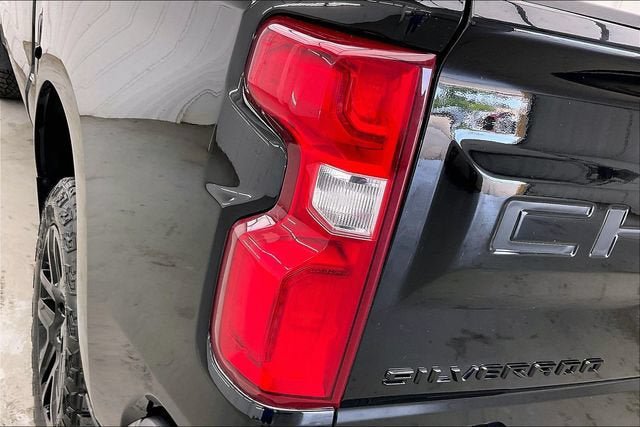Certified 2024 Chevrolet Silverado 1500 LT Trail Boss w/ LT Trail Boss Premium Package AWD/4WD image 26