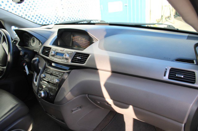 Used 2012 Honda Odyssey Touring Elite image 14