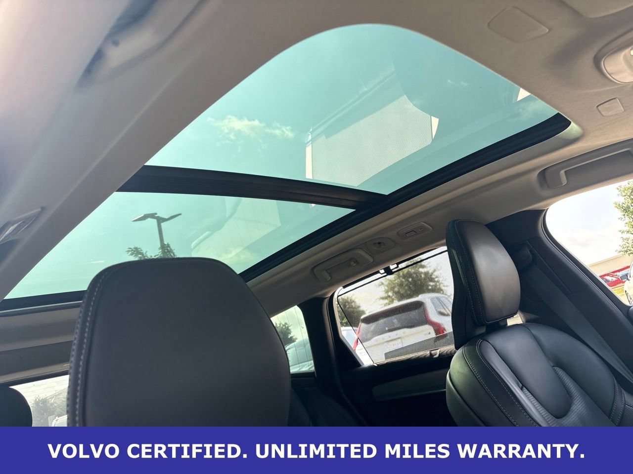 Certified 2025 Volvo V90 B6 Cross Country Ultra AWD/4WD image 13