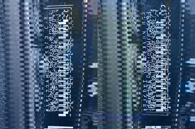 Used 2020 Toyota Prius Prime XLE image 29