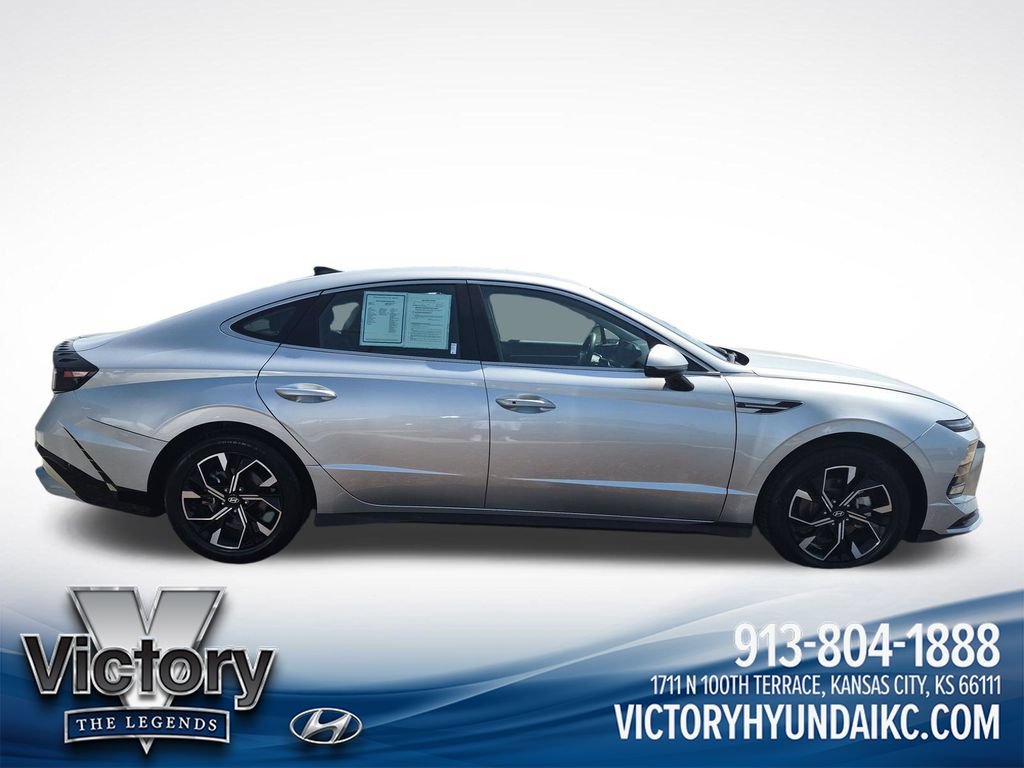 Used 2025 Hyundai Sonata SEL FWD image 6